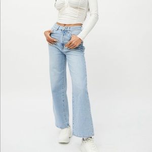 BDG High & Wide Jeans